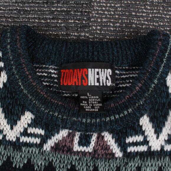 VTG Todays News Sweater Large Geometric Crew Neck 100% Virgin Acrylic - Picture 2 of 11